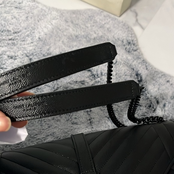 YSL Large envelope calfskin leather bag - Picture 3 of 4